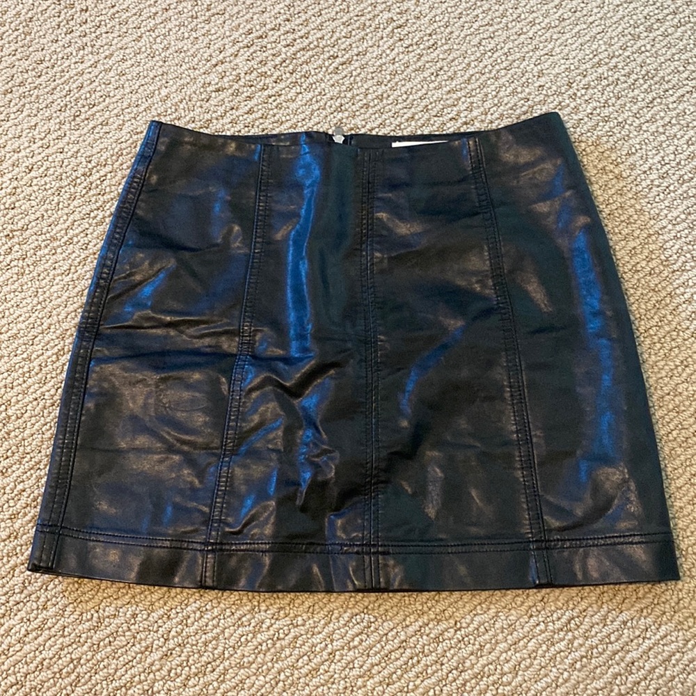 Black leather mini skirt - Newbury Kustom